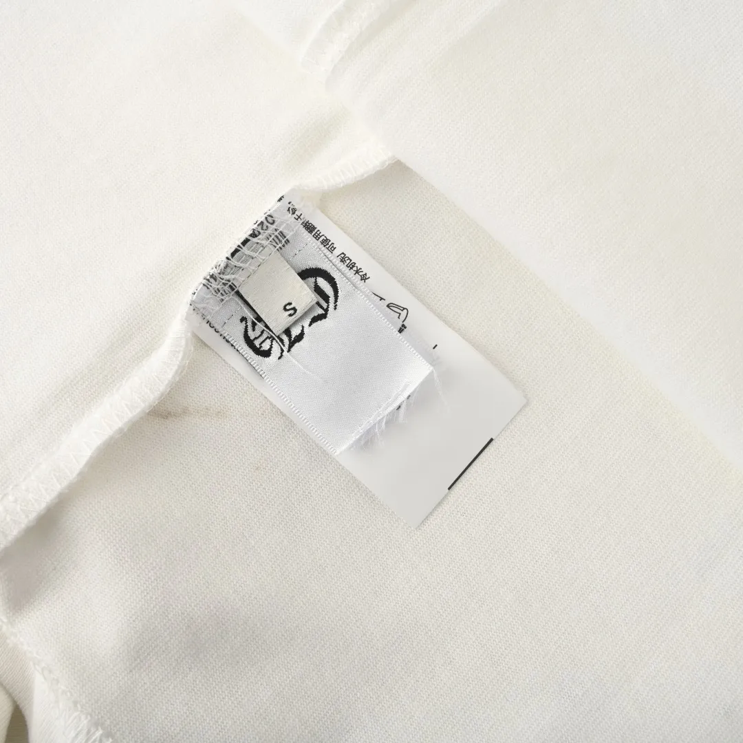 140 CHROME HEARTS CH T ， ， “ ”， ， ， ， ， ， ， ， ， ， + ，， ， ， 1x 1 、 ， Oversize ， ， ， ， Retro， 、 ：Black，White Size：XS-L